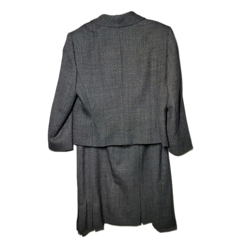 Tahari Womens Size 12P Levine Wool Gray Blazer & Skirt Suit Business - Picture 2 of 10